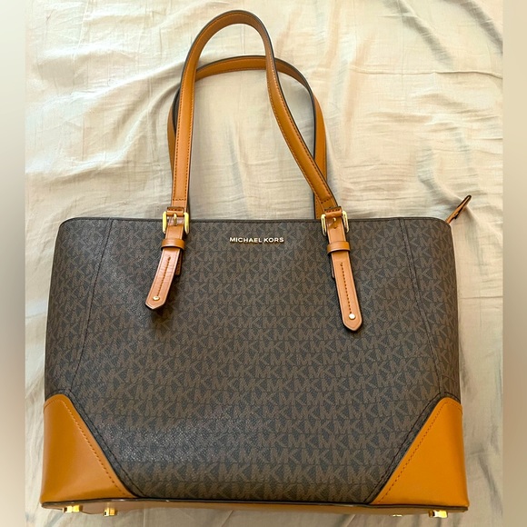 Brown & Tan Michael Kors Large Bag - Picture 1 of 5